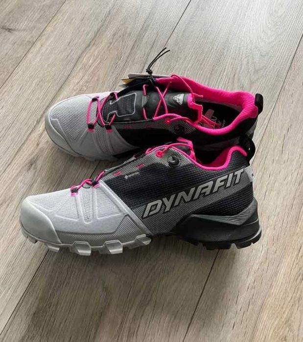 НОВИ Dynafit дамски туристически обувки, размер 38 два цвята – 93€