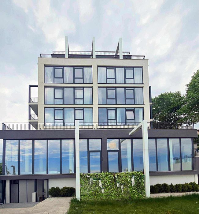 Продава се Двустаен апартамент в Обзор - 52 кв.м за 1347 €/кв.м - Снимка #1