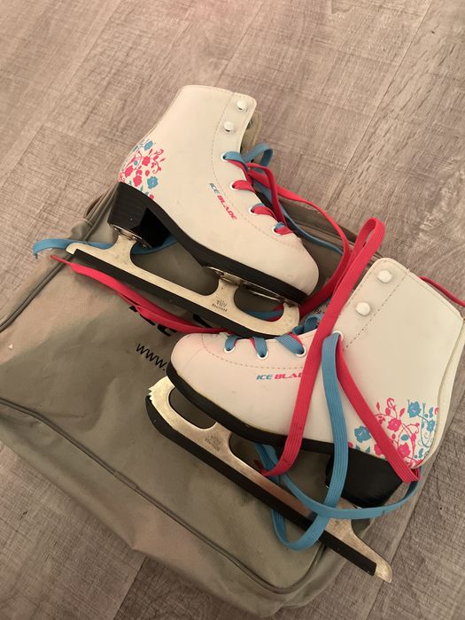 Продам коньки для девочки
