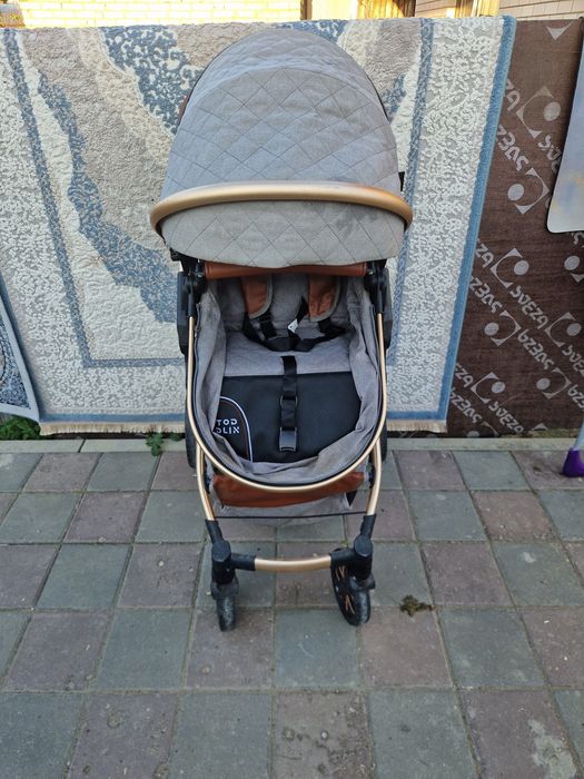 Продам детскую коляску