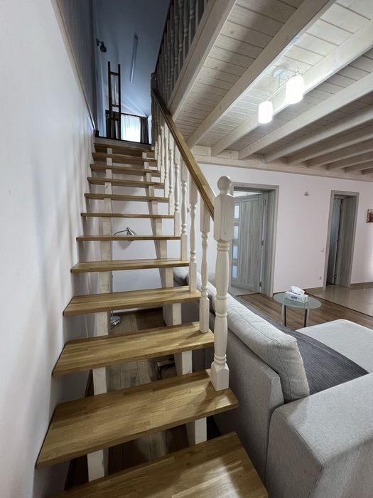 Închiriez apartament