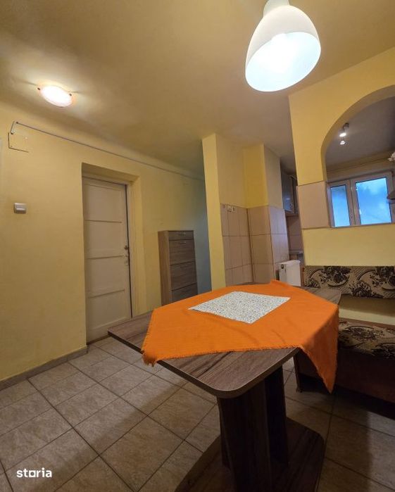 Apartament la casa de inchiriat – Utilitati incluse, intrare separat