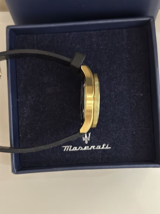 Часовник Maserati Sfid  SFIDA