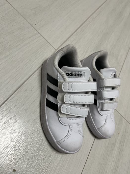 Adidasi copii Adidas