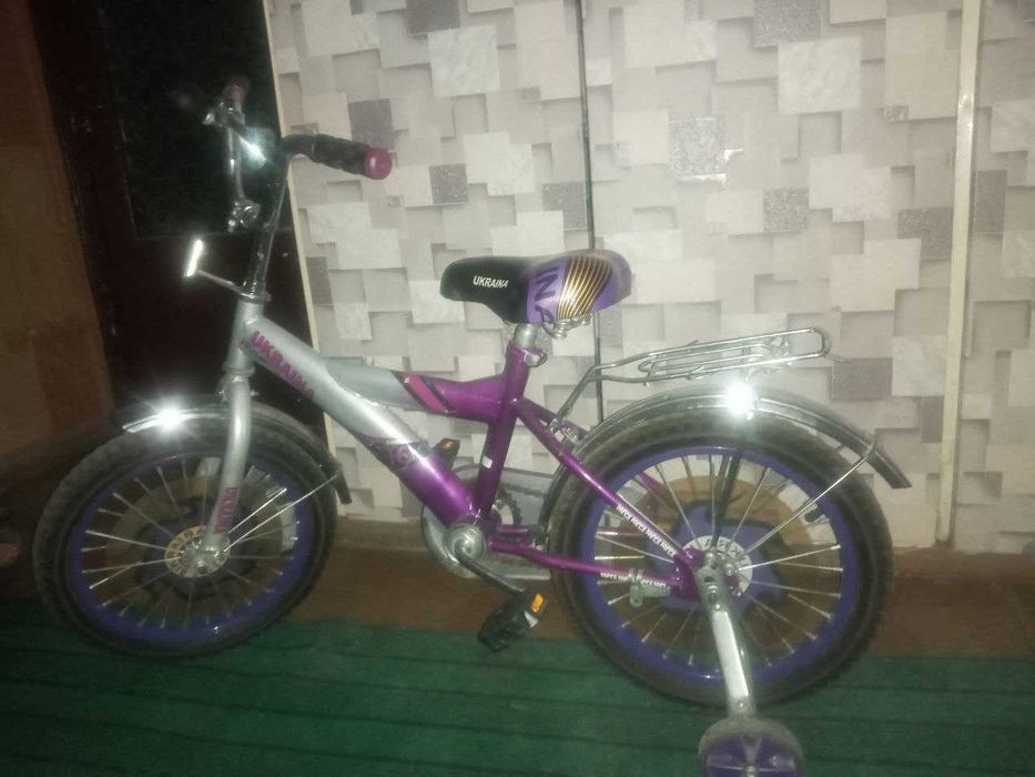продам велосипед ребенку  до 10 лет