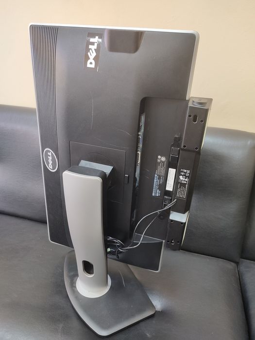 Монитор Dell U2312HM 23" IPS LED