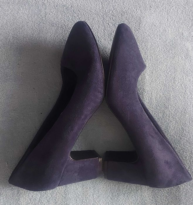 Pantofi smart-casual cu toc mediu