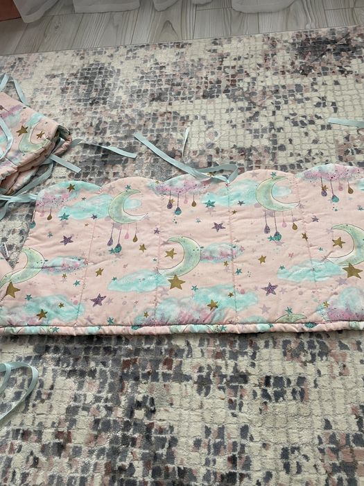 Продам бортики для детской кроватки