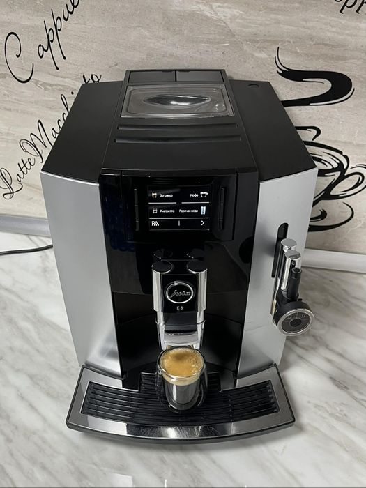 Кафеавтомат Jura E8