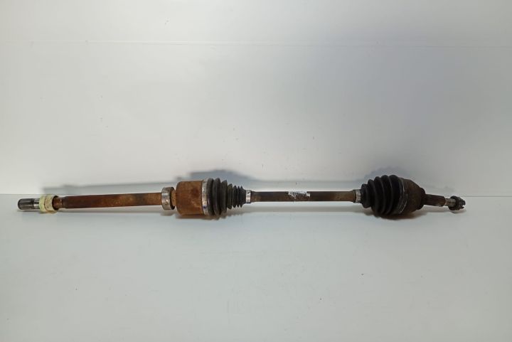 Planetara dreapta fata 1.6 dci 391005010R Mercedes-Benz Vito W447 ser