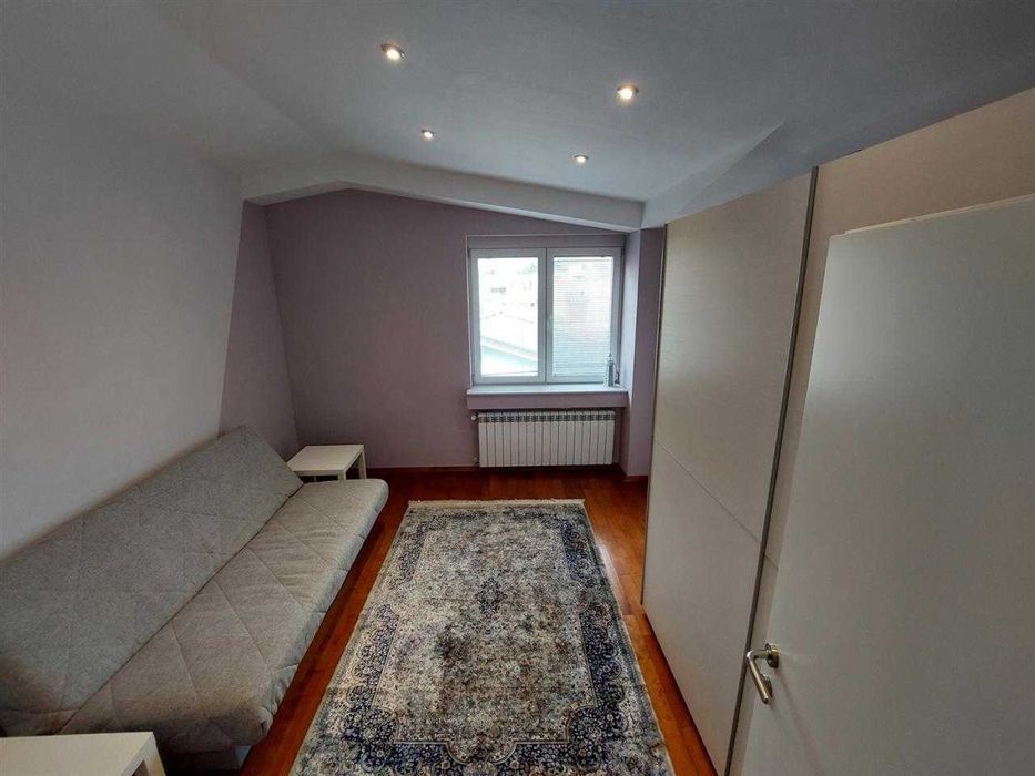 Дава се под наем Тристаен апартамент в Пловдив, Център - 92 кв.м за 453.9 € - Снимка #7