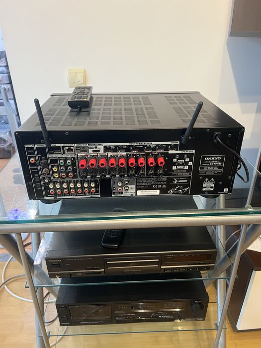 Receiver 7.2 Onkyo TX NR 686  Dolby Atmos Bluetooth Wifi Arc