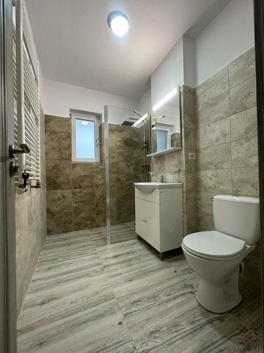 Vand Studio in bloc nou, central, complet utilat si mobilat - Vedere 6