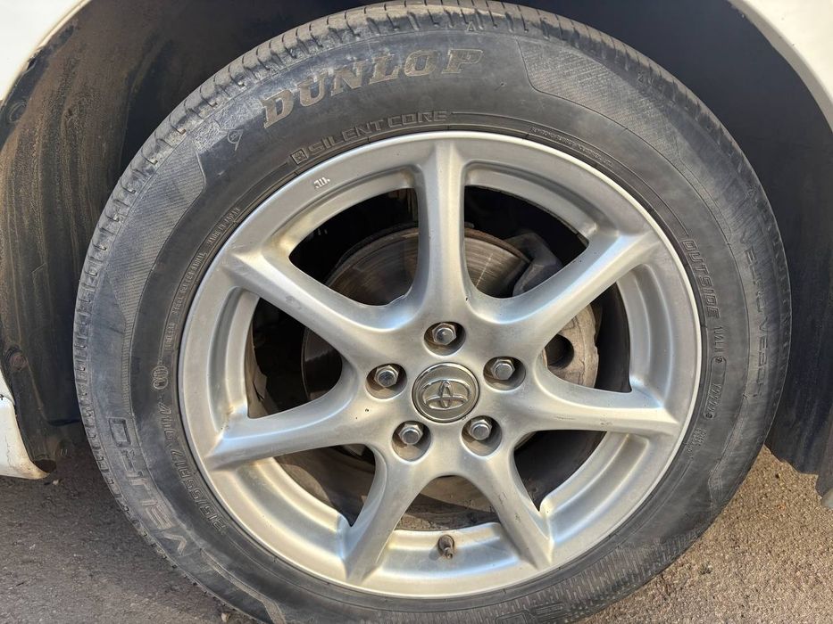 Продам летние шины с дисками