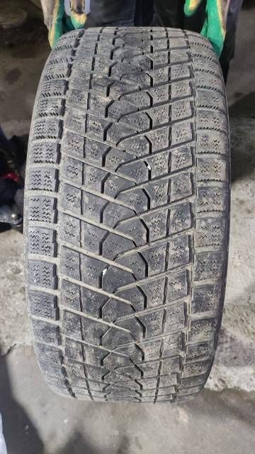 Зимние резины Triangle 275/55 R20
