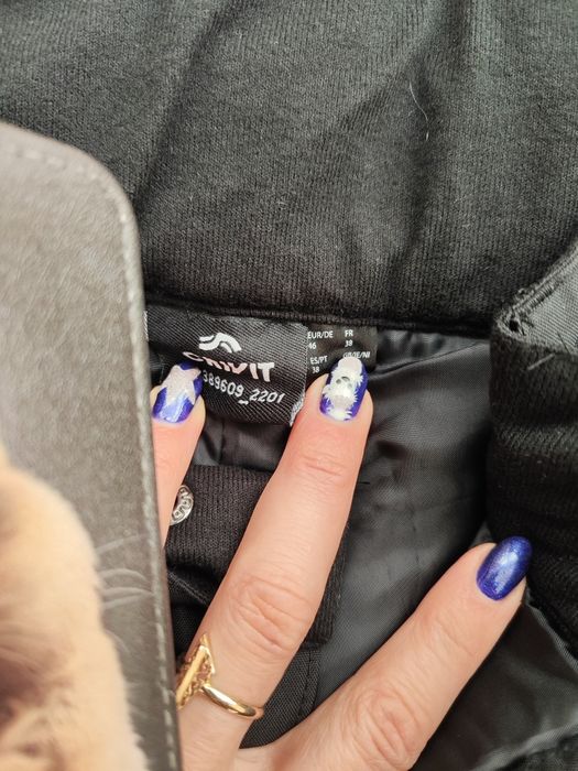 Дамско ски яке и ски панталон