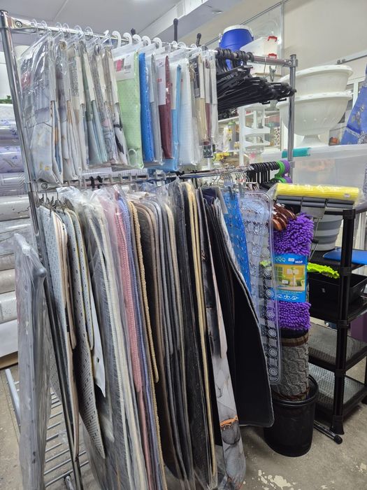 Продам стойки для магазина