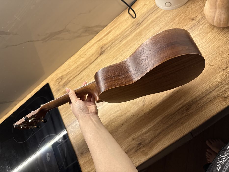 Укулеле тип концертный