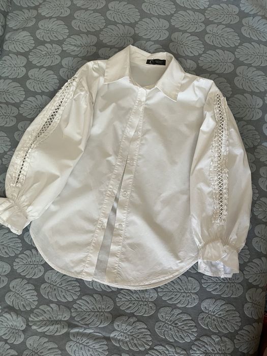 Продается новая белая блузка 46 размера