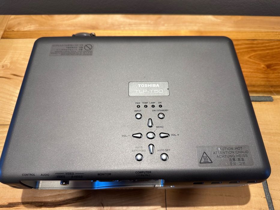 Проектор Toshiba TLP-T50