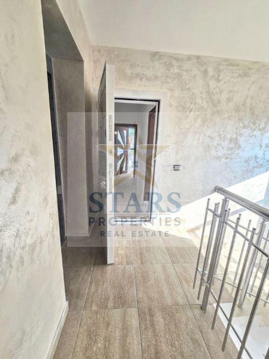 Продажба 4-стаен гр. Варна - Виница 135m²