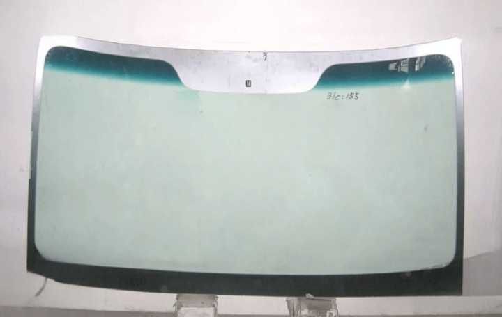 Стъкло челно за Mercedes-Benz Sprinter W906 след 2006г