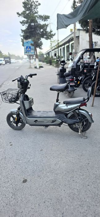 Rabochi 14 cho'ntay  skuter