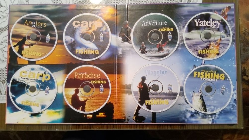 Продавам набор от 8 DVD