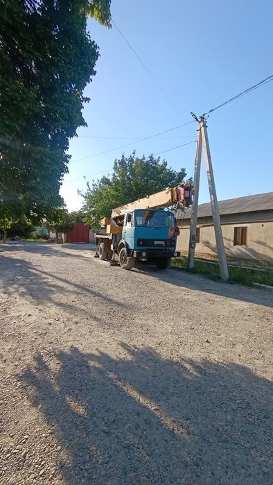Maz avtokran sotiladi