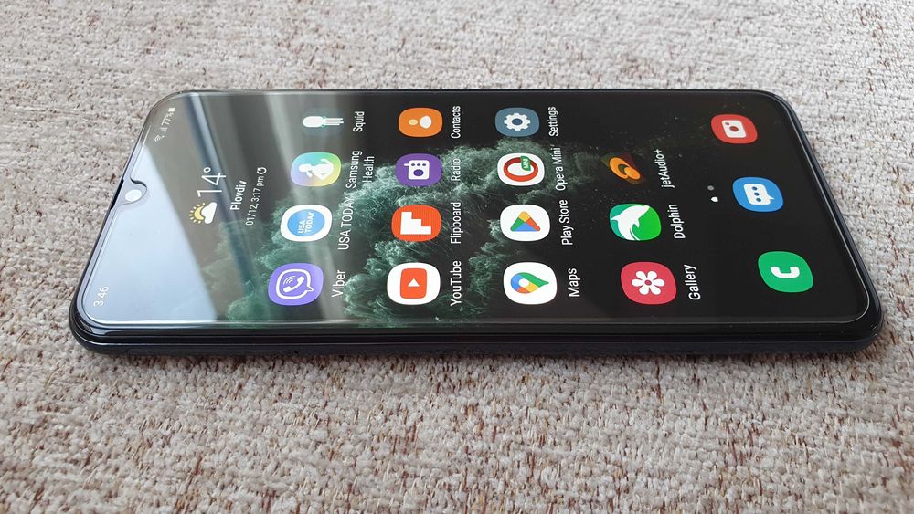 Samsung Galaxy A40 Нов