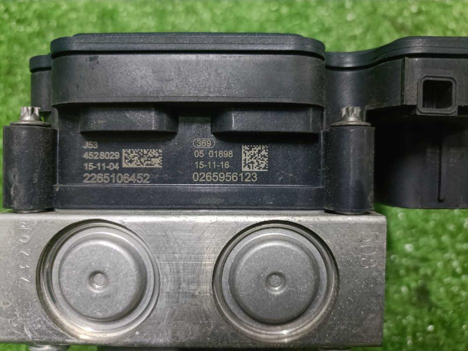 Блок ABS от Toyota Camry 50 55 YD