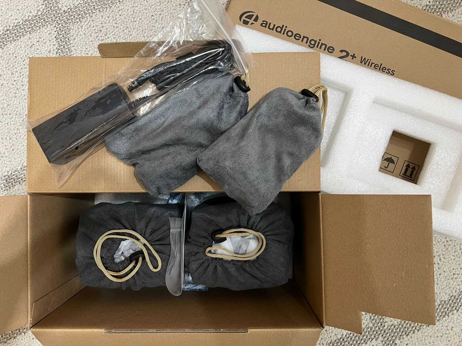 Set boxe Audioengine A2+ Wireless & Subwoofer Audioengine S6