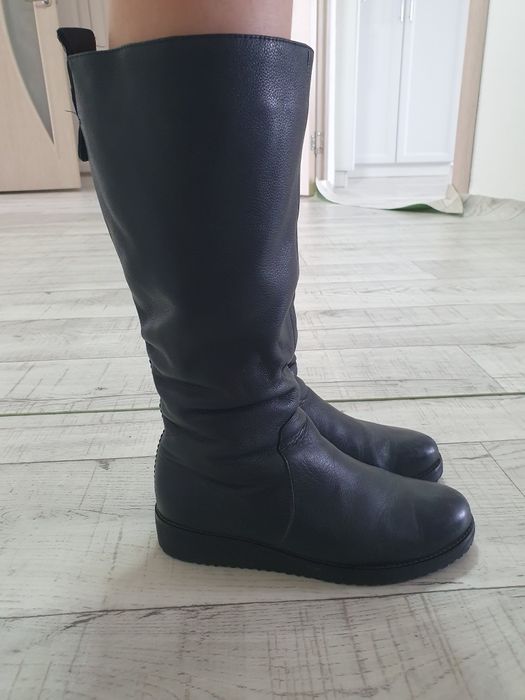 Женский зимний сапоги