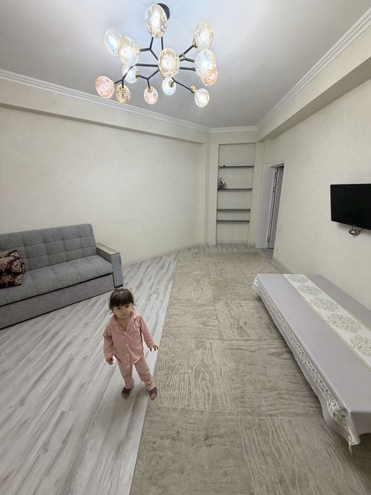 Qizlarga sheriklikga Sergeli 8 A golden house