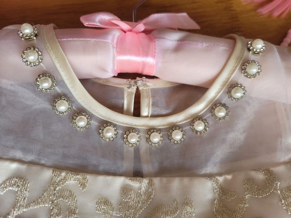 Детска рокля- Златисто ламе