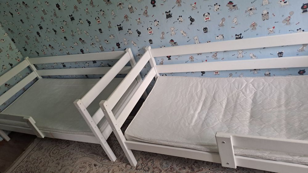 Продам две кровати с матрасом