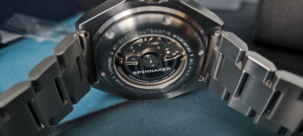 Spinnaker Dumas Tangerine Diver