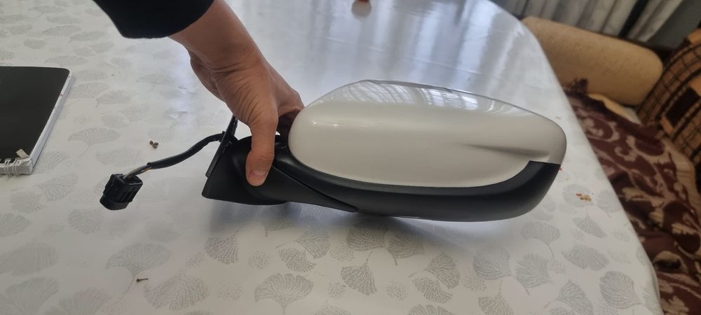 Продам левое зеркало от kia ceed jd киа сид 2013