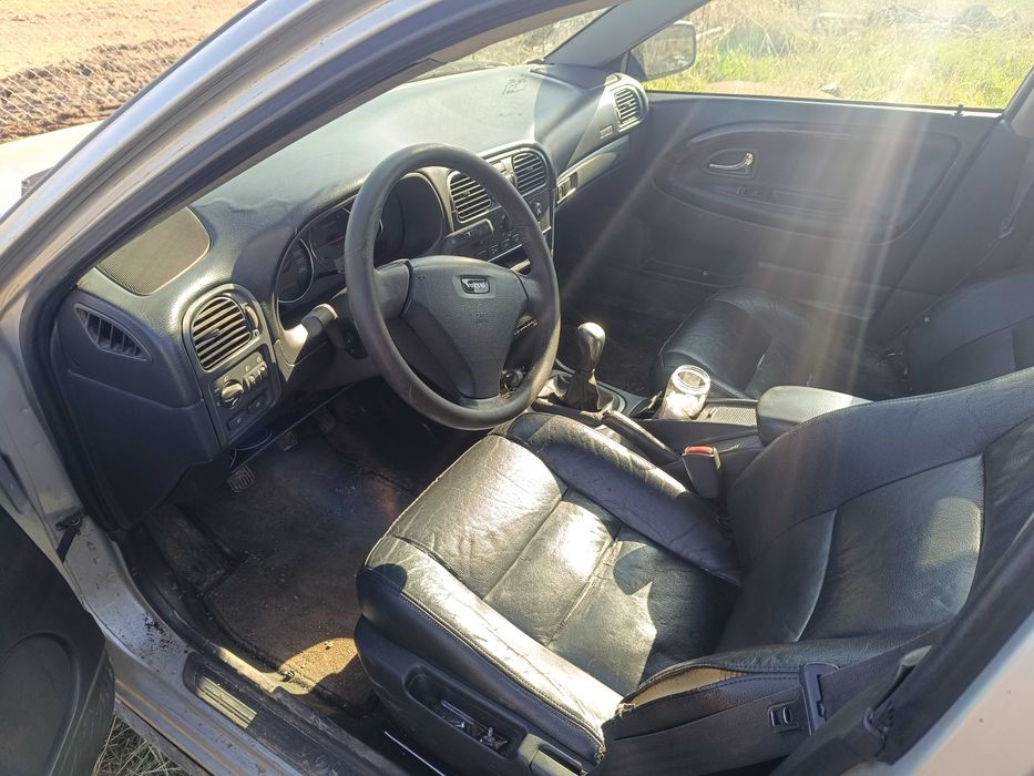 Волво V40 на части