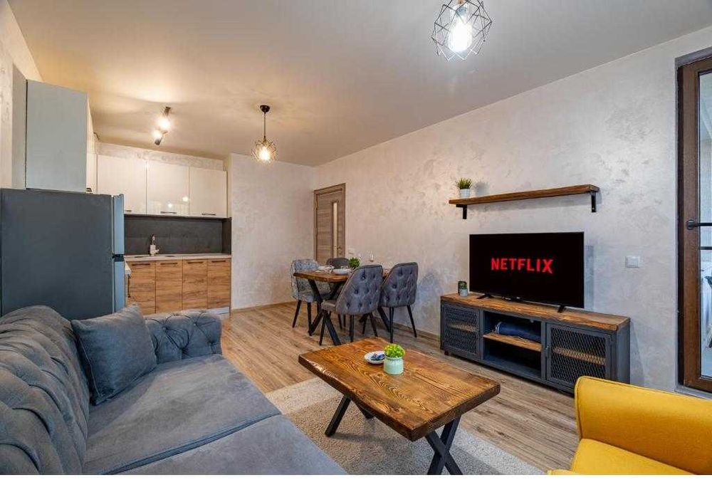 Нов!!!Стилен двустаен апартамент Варна с безплатен обществен паркинг