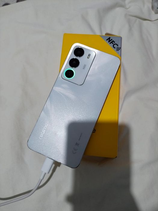 Реале с 71 телефон