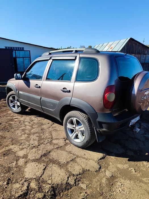 Продам нива Шевроле 2013 года