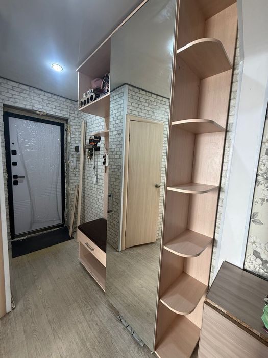 Продам прихожку в хорошем состояние