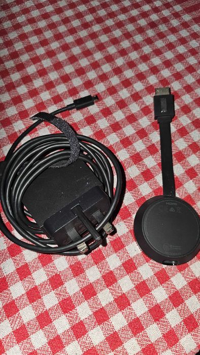 Мултимедиен Плеър Оригинален Google Chromecast Ultra 4k пълен комплект