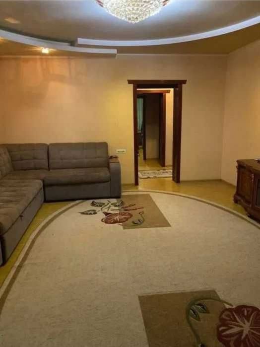 Метро Хамза Новза 3/4/9. Срочно продаётся квартира