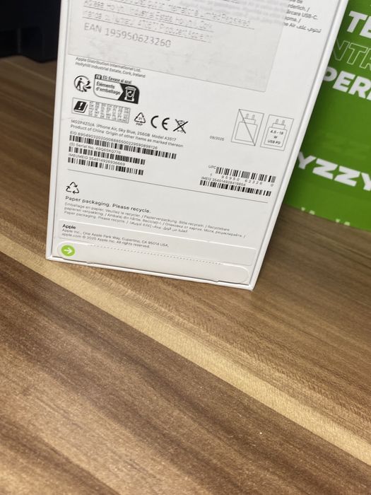 iPhone Air • 256 GB • Sky Blue