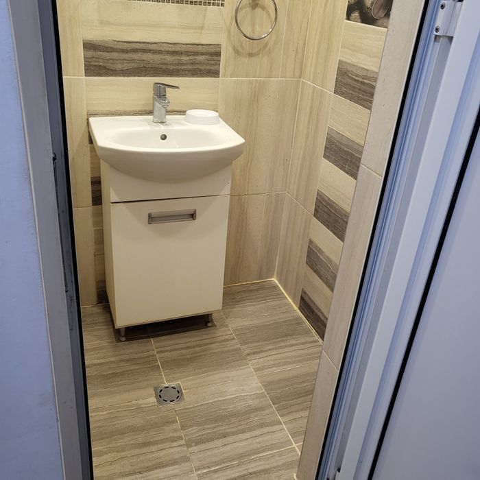 Апартамент 3 стаи обзаведен от собственик