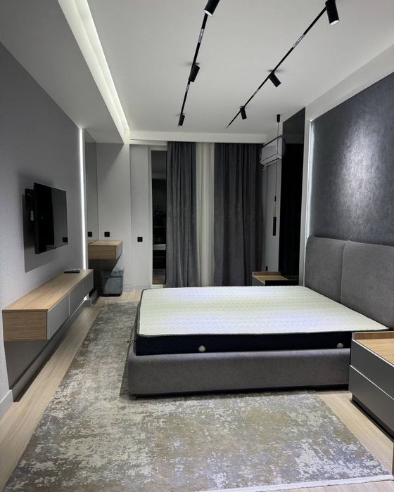 Аренда 6 Кв Хонсарой Дипломат