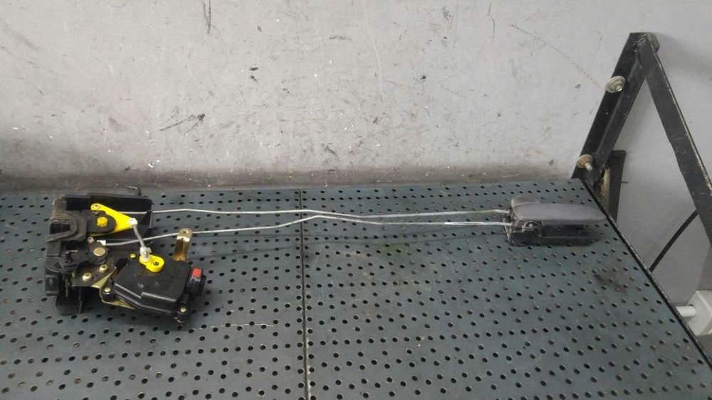 Maner interior cu broasca stanga spate kia rio 2 jb 83613jb000