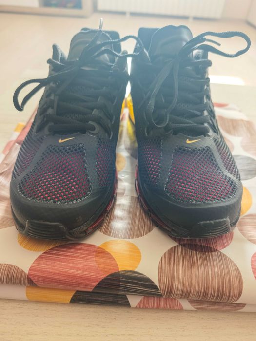 Маратонки NIKE AIR MAX 2013